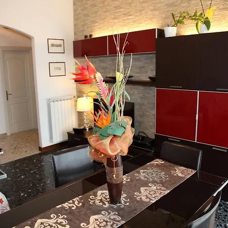 A Casa Di Simone A דירה *